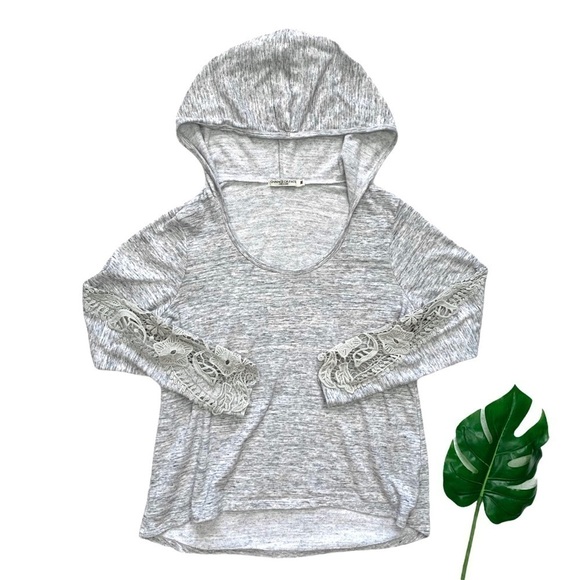 Chance or Fate Crochet Sleeve Gray Hooded Sweatshirt Shirt Size Medium - Picture 2 of 16